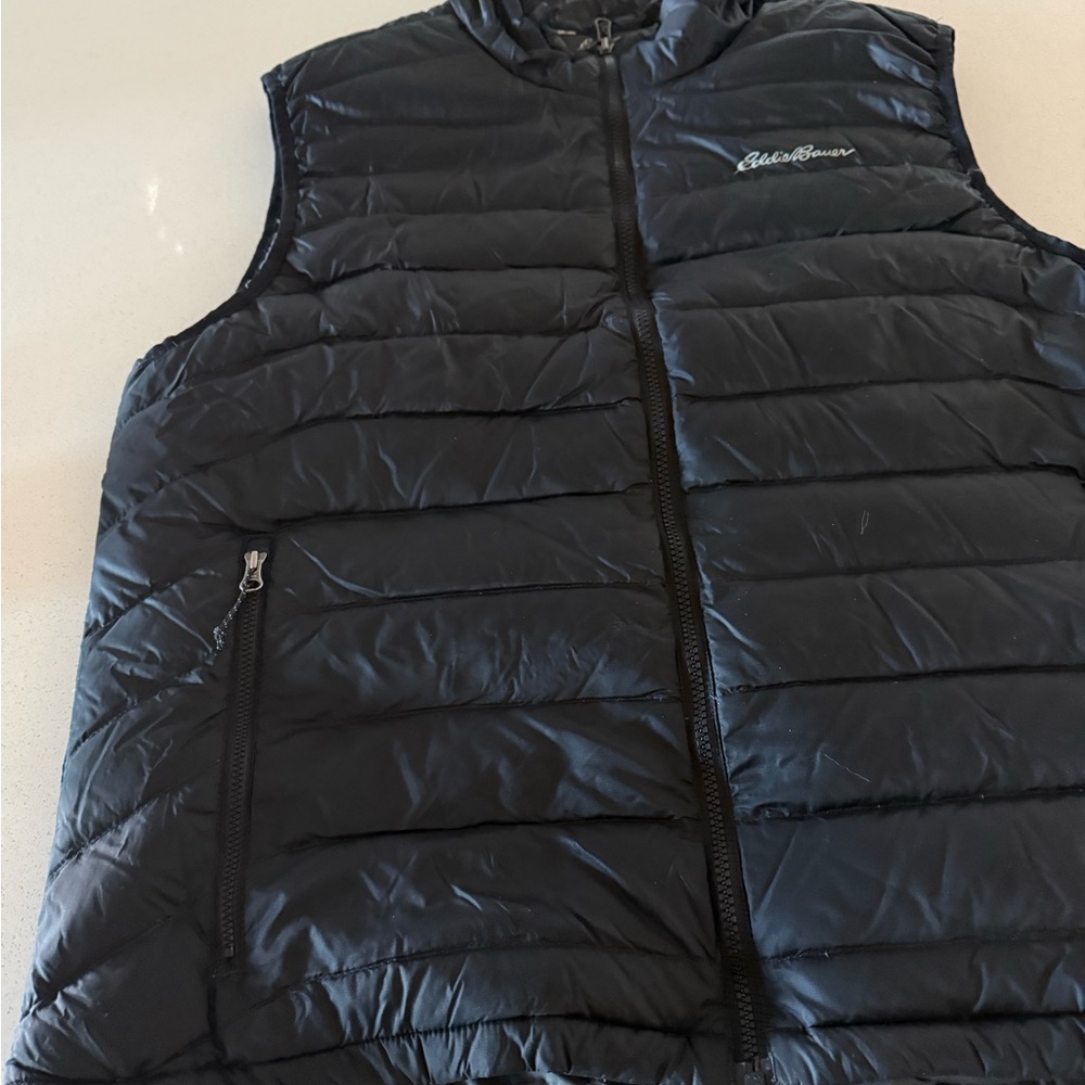 Eddie Bauer Men's Black Puffer Vest Size Large - Picture 9 of 10